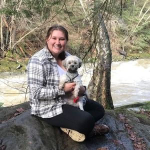 Meet your Posher, Hailey